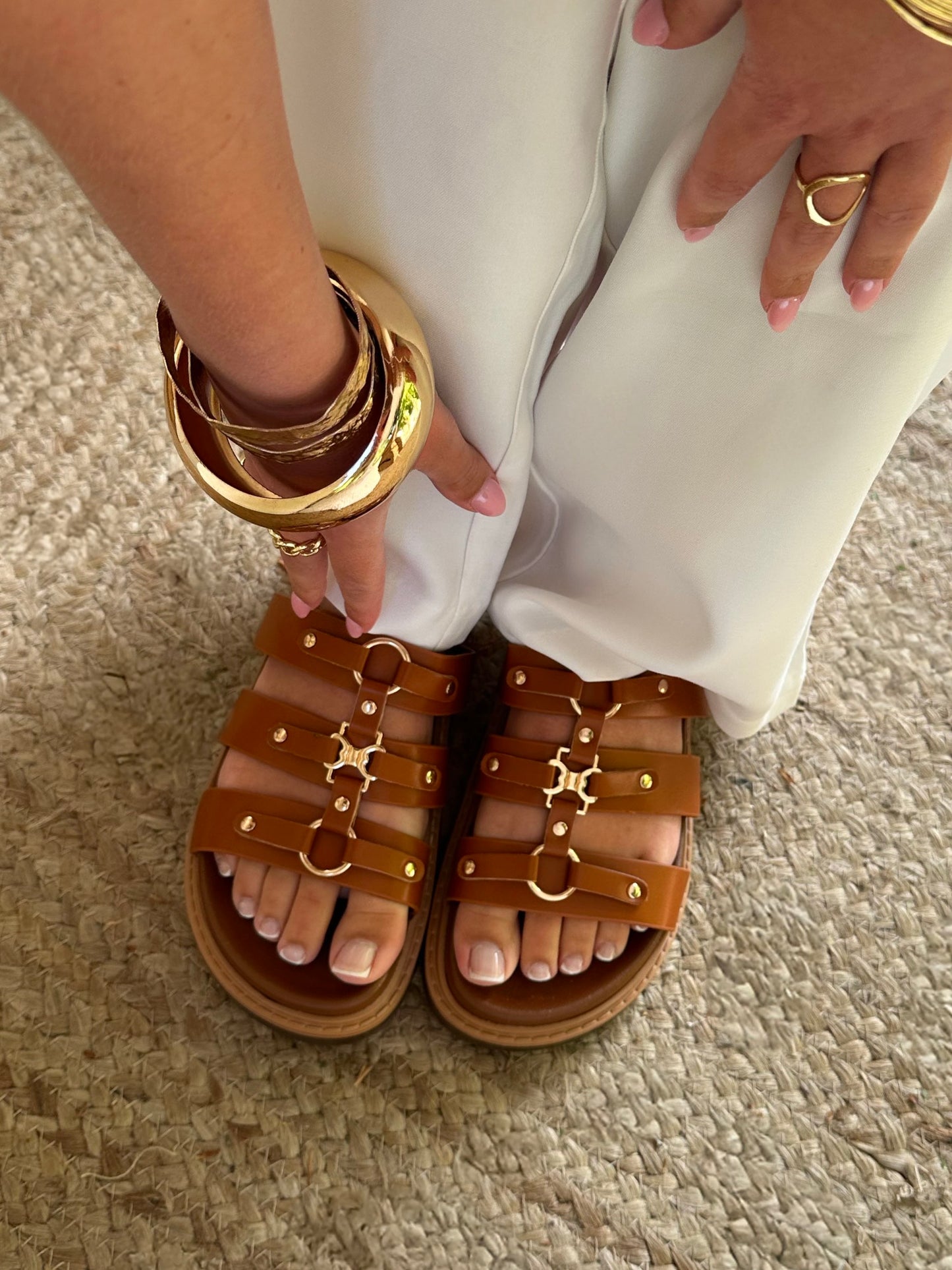 ALICE - Claquettes ouvertes camel
