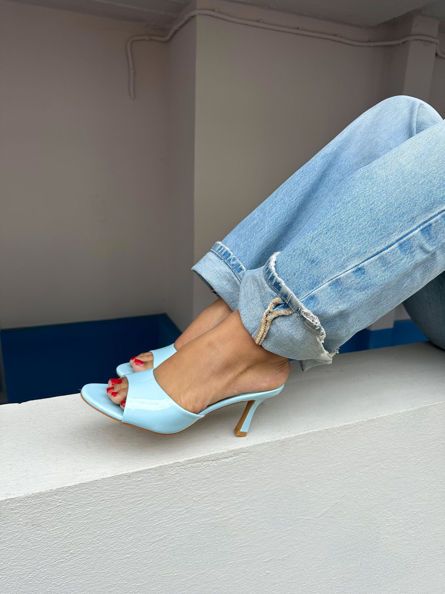 AVA - Mules à talons vernies bleu pastel